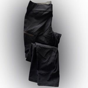 Duluth Trading Co Black Straight-Leg Pants